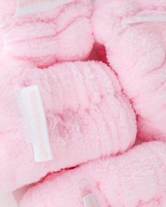Brushworks Microfibre Wrist Wash Bands (2 Pairs) - Image 5
